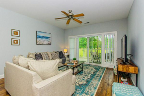 Above Par Beautiful Stylish 2 BR 2BA Condo with Amazing Golf Course Views